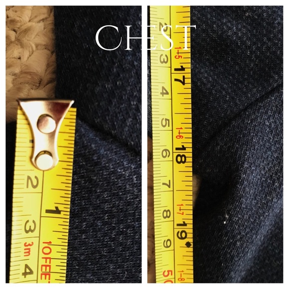 Vince Camuto V neck navy blue t-shirt - Picture 5 of 7